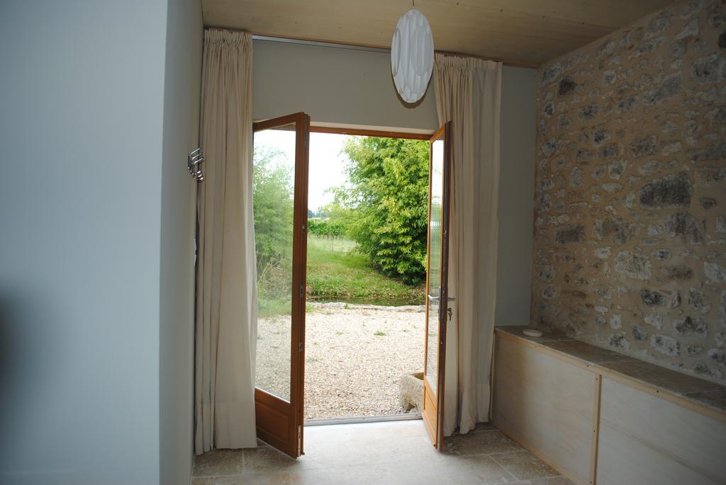 Les Foucauds Saint-Quentin-de-Caplong Quarto foto
