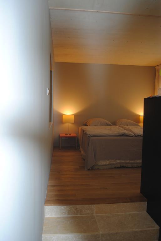 Les Foucauds Saint-Quentin-de-Caplong Quarto foto