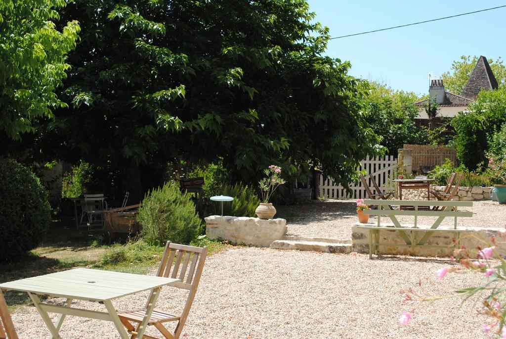 Les Foucauds Saint-Quentin-de-Caplong Exterior foto