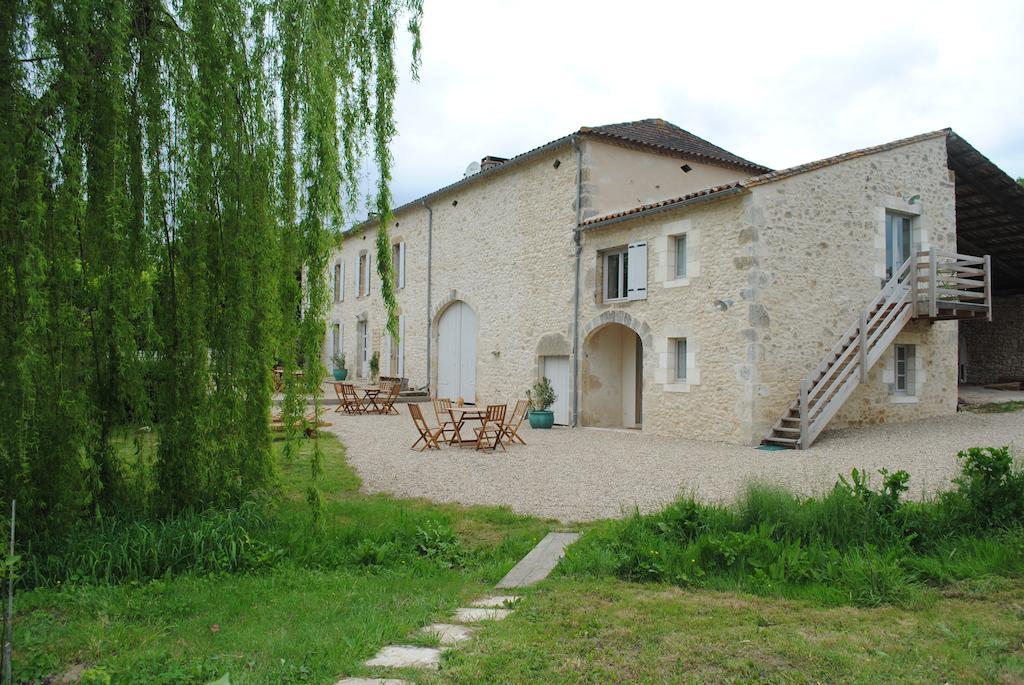 Les Foucauds Saint-Quentin-de-Caplong Quarto foto