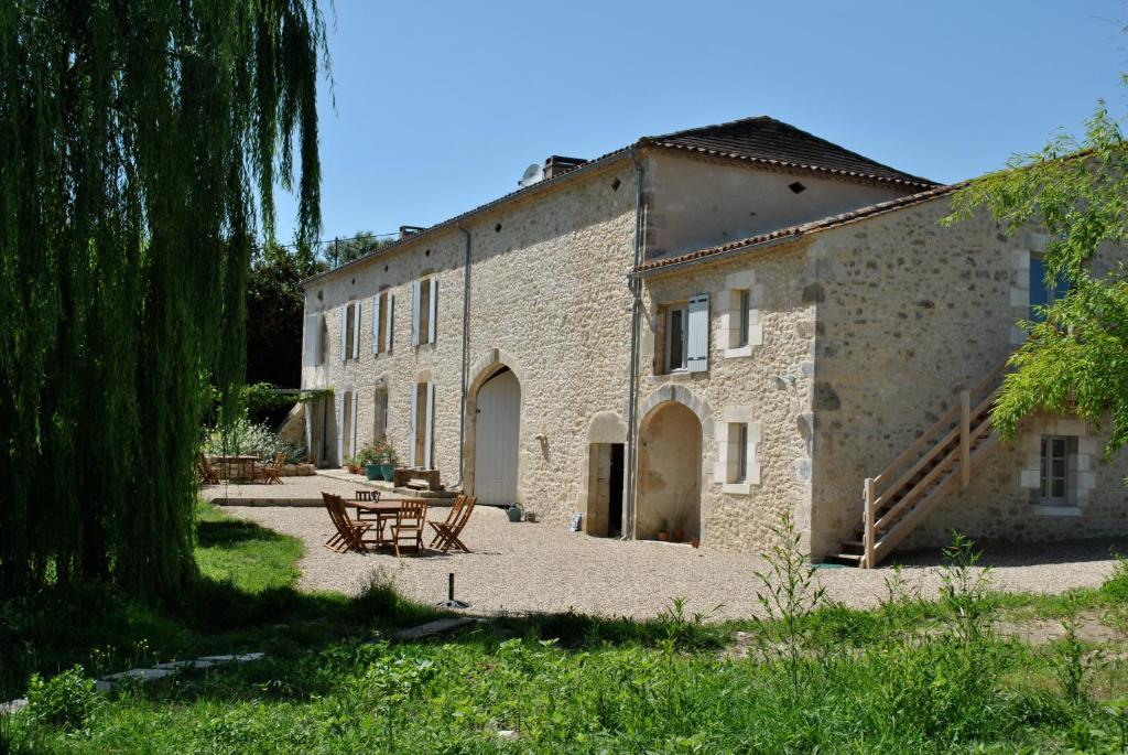 Les Foucauds Saint-Quentin-de-Caplong Exterior foto